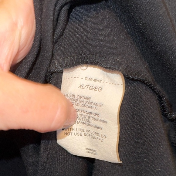 Under Armour Black ColdGear Top - Picture 10 of 10